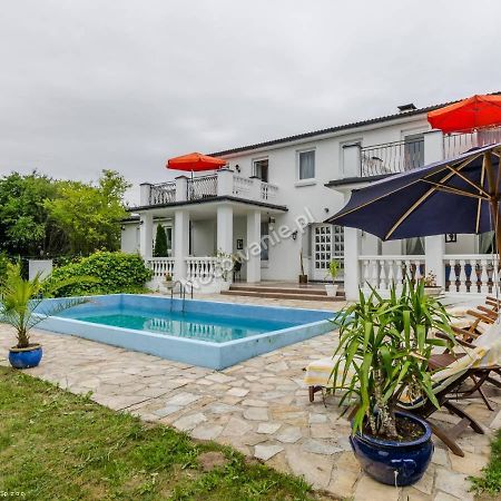 Villa Tara Stolpmünde Exterior foto